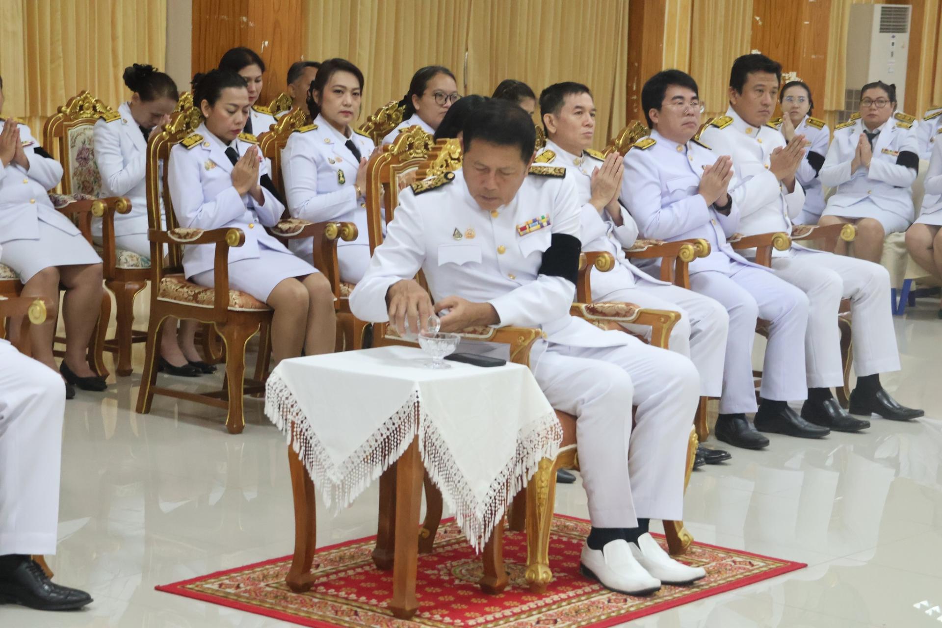 เจ้าภาพจัดพิธีบำเพ็ญกุศลสวดพระอภิธรรมอุทิศถวายพระราชกุศล แด่สมด็จพระนางเจ้าสิริกิต์ พระบรมราชินีนาถ พระบรมราชชนนีพันปีหลวง
